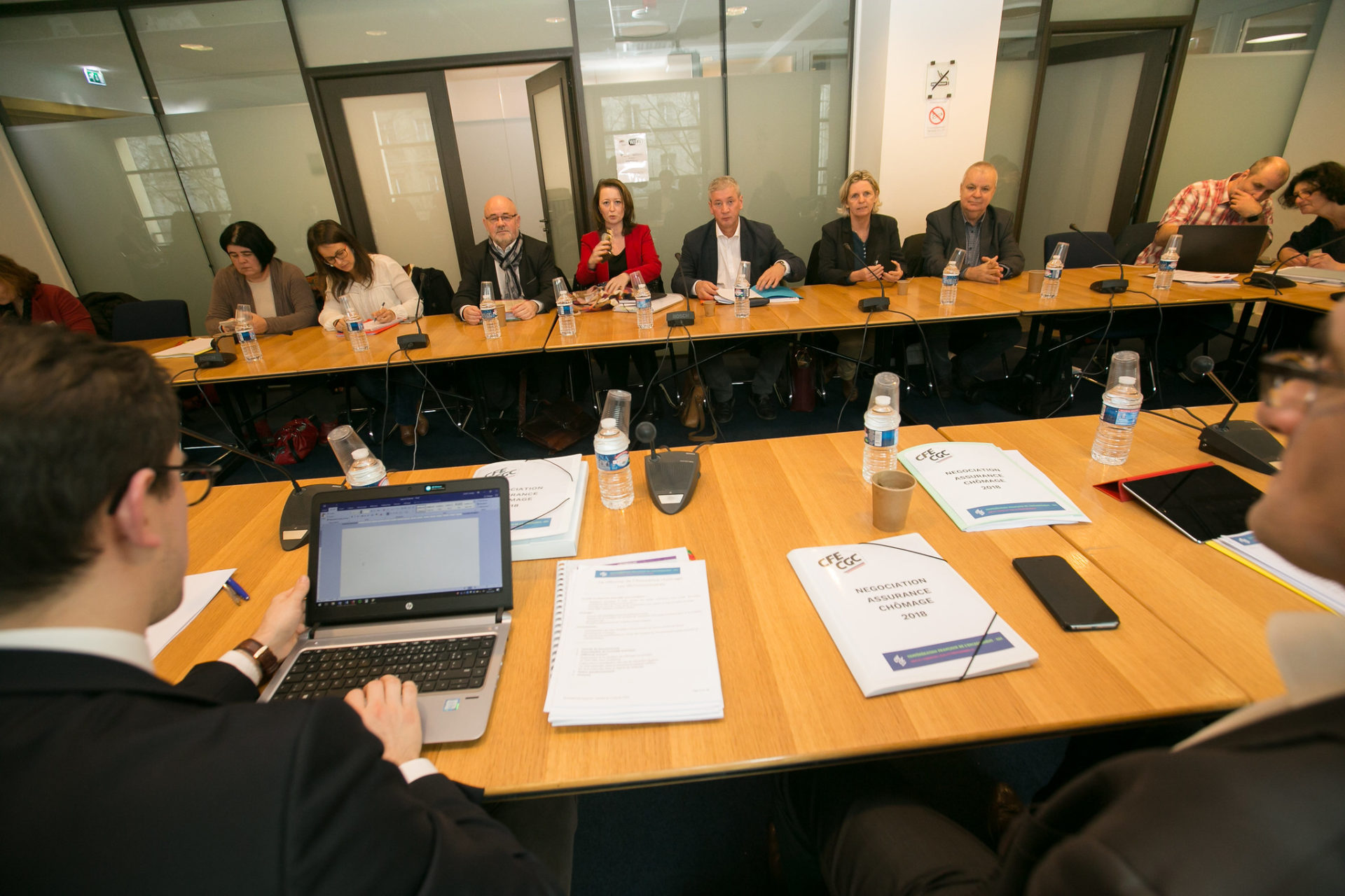 La délégation FO à la séance de négociation sur l'assurance chômage au siège du MEDEF à Paris, le 18 janvier 2018.